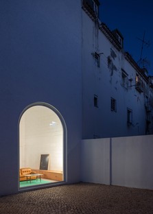 Bureau: Dodged House, Haus eines Architekten in Lissabon
