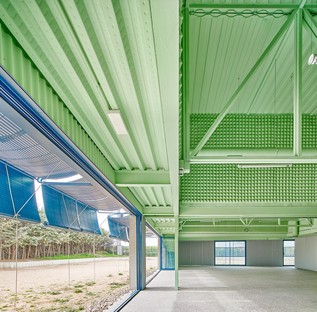 Espinosa+Villalba: Educan, artenübergreifende Architektur in Brunete, Madrid
