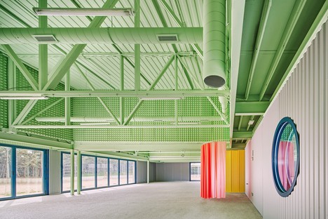 Espinosa+Villalba: Educan, artenübergreifende Architektur in Brunete, Madrid
