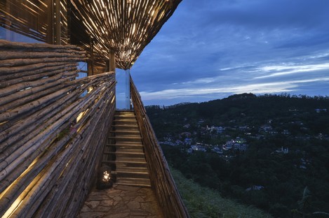 Wallmakers: The ledge, überhängende Architektur aus den Bergen von Kerala
