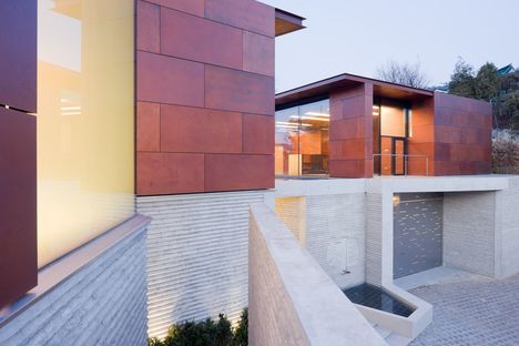 Steven Holl: Daeyang gallery and house
