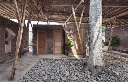 Tyin Architects: Cassia Coop Training Centre auf Sumatra
