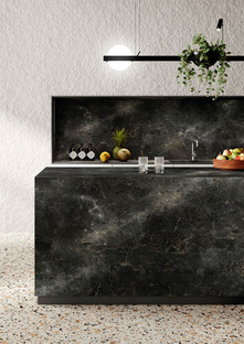 SapienStone: Design-Oberflächen in Schwarz und Grün für die moderne Küche

