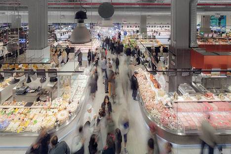Verkleidungen für einen neuen Supermarkt. UNICOOP Firenze von Paolo Lucchetta.
