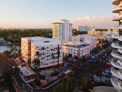 Faena Bazaar und Park im Faena District von OMA in Miami Beach
