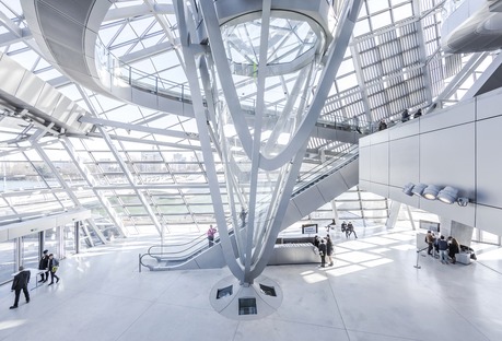 Musée des Confluences aus Stahl, Glas und Beton von Coop Himmelb(l)au