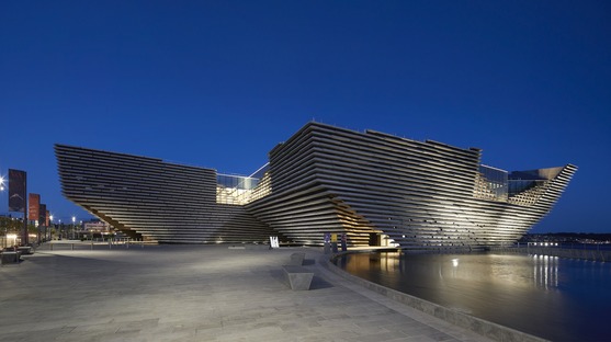 Fassade mit Beton-Sonnenschutz für das V&A Dundee Museum
