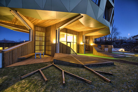 Türme aus Zement, Holz und Aluminium von Helen & Hard Architects
